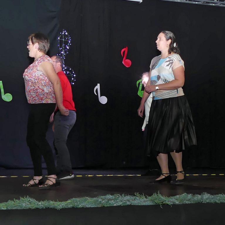 Danse - Dans les pas d'Emilie