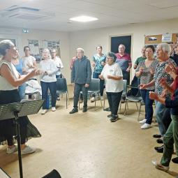 Une répétition du groupe vocal - juin 2025